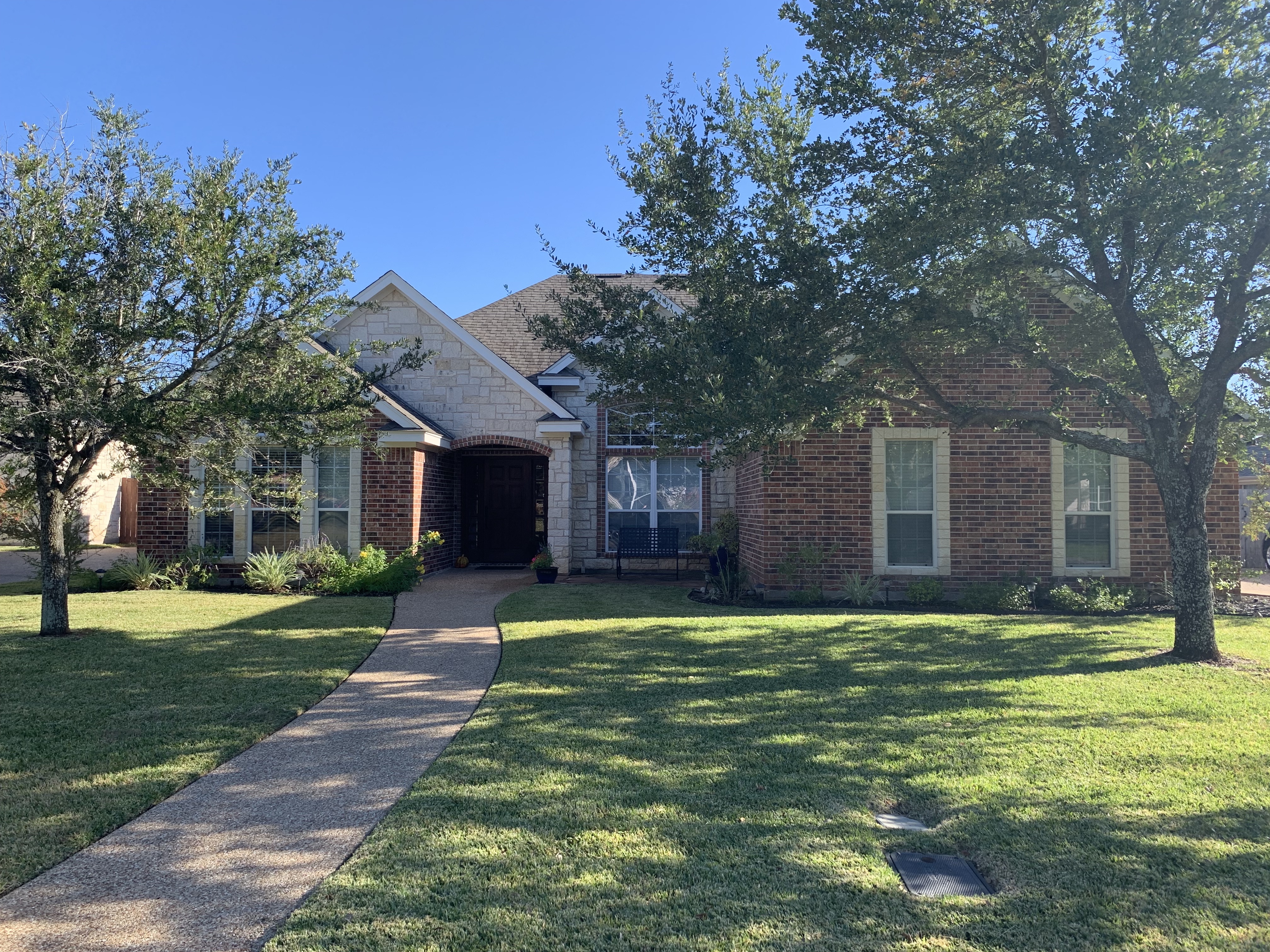 Exterior of 508 Lariat Trail